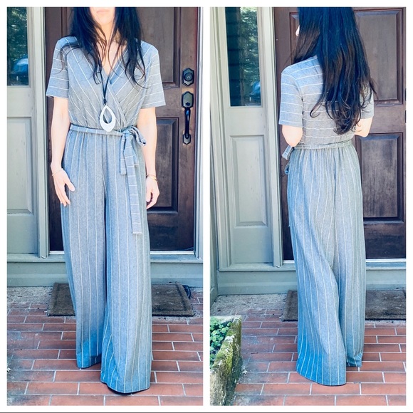 ✨LAST ONE✨Chic faux wrap wide leg belted jumpsuit - Picture 5 of 6